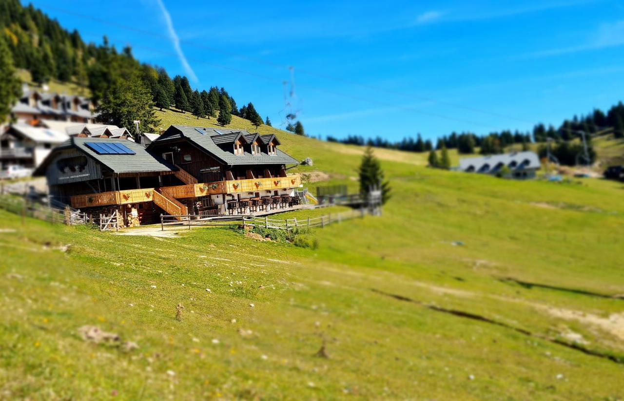 Hotel Ekoturizem Vizencar Cerklje na Gorenjskem Zewnętrze zdjęcie