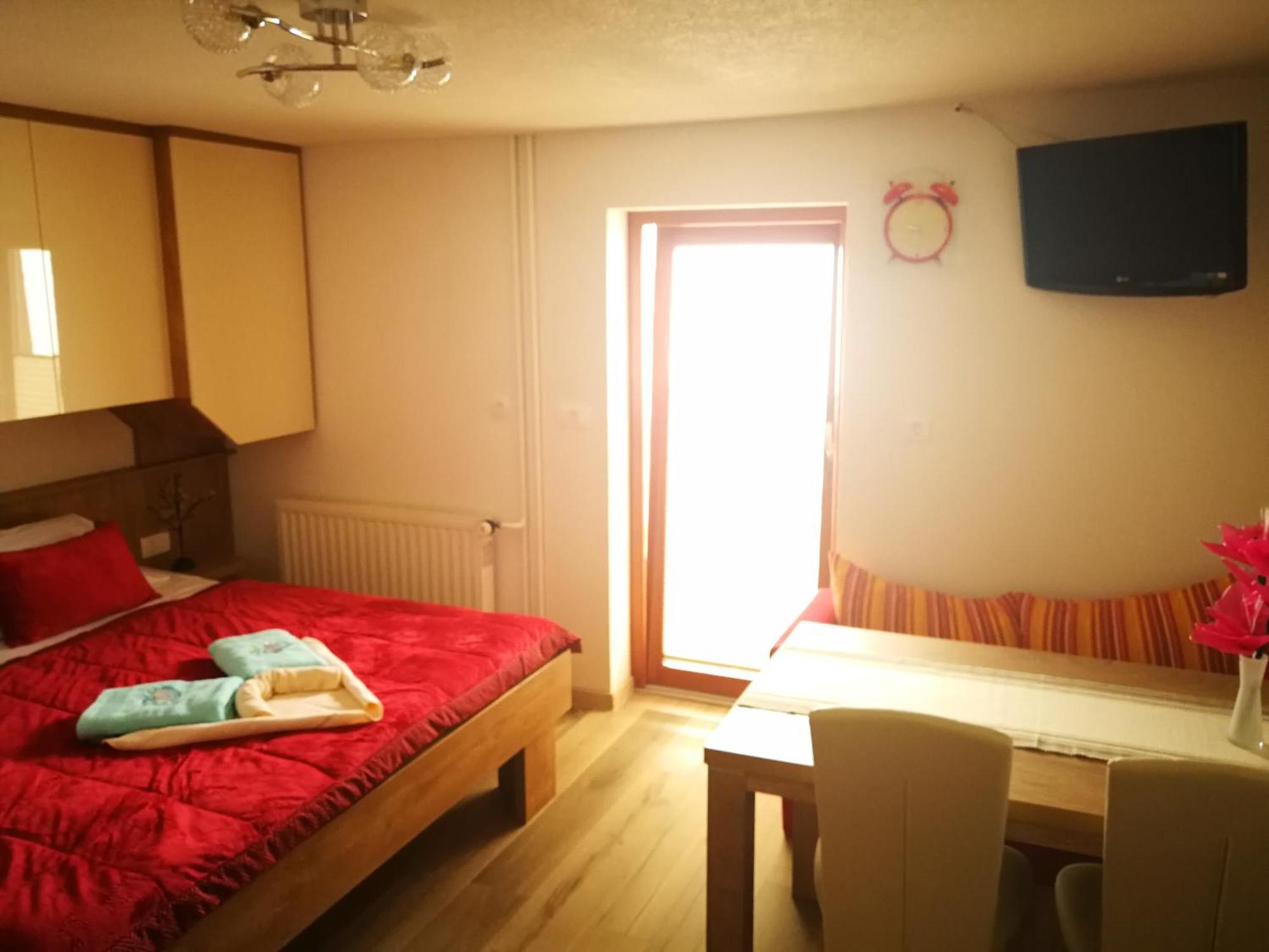 Hotel Ekoturizem Vizencar Cerklje na Gorenjskem Zewnętrze zdjęcie